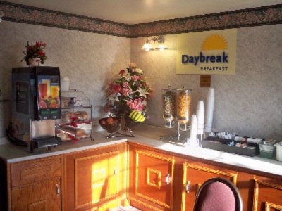 Days Inn - Daybreak Breakfast(free)