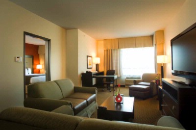 New Holiday Inn Dfw Airport South - One Bedroom King Suite