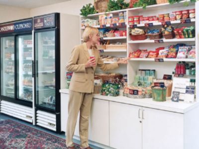 Candlewood Suites Chicago O'hare - Mini Store