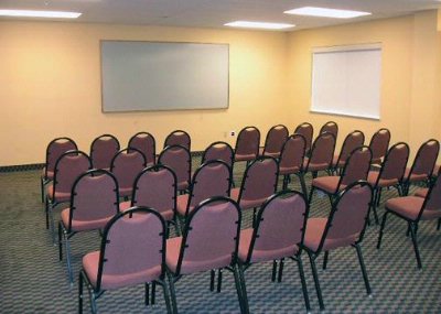Econo Lodge Inn & Suites - Meeting Room