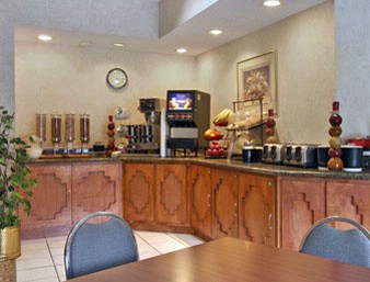 Ramada Intercontinental Airport - 