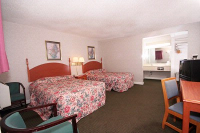 Room With 2 Double Beds