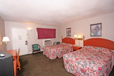 Regency Inn & Suites - Room With 2 Double Beds