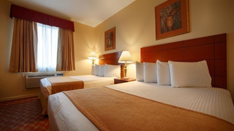 Best Western Jamaica Inn - Fitness Center