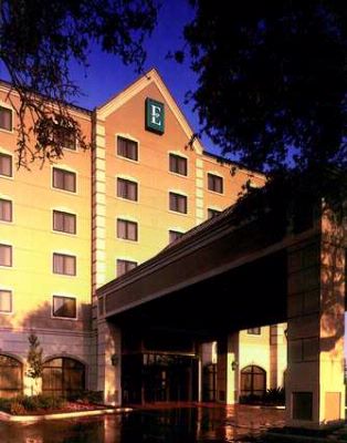 Embassy Suites Austin Arboretum - Front Of The Hotel