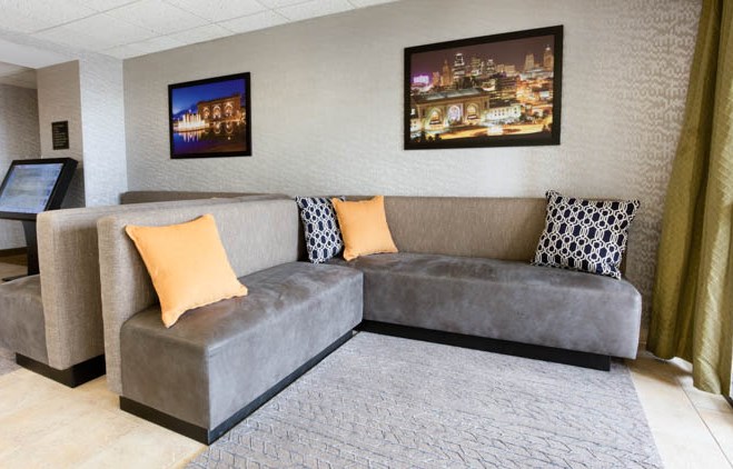 Drury Inn & Suites Kansas City Airport - Pool