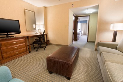 Drury Inn & Suites Birmingham Southwest - Pantry