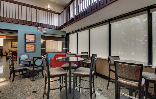Drury Inn & Suites Houston The Woodlands - Lobby