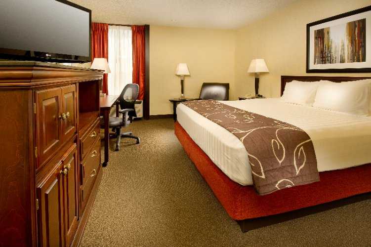 Drury Inn Paducah - Meeting/bed Room