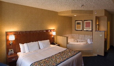 Courtyard by Marriott Downtown Okc / Bricktown - Spa King Room