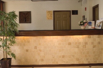 Howard Johnson - Front Desk