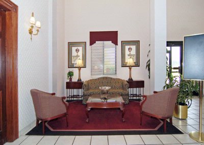 Quality Inn & Suites - Sitting Area In Lobby