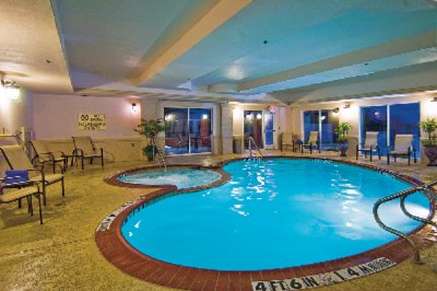 Holiday Inn Express Terrell - Pool
