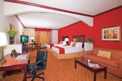 Holiday Inn Express Terrell - Double Suite