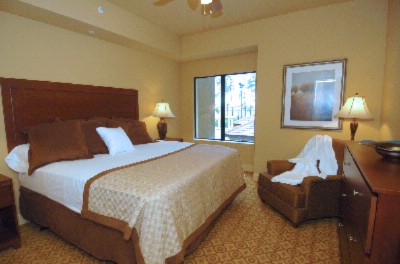 Lake Eve Resort - Master Bedroom