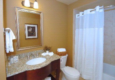 Lake Eve Resort - Second Bathroom