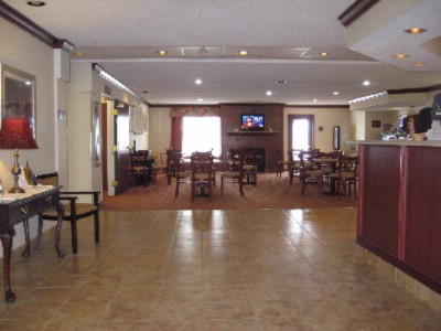 Holiday Inn Express - 