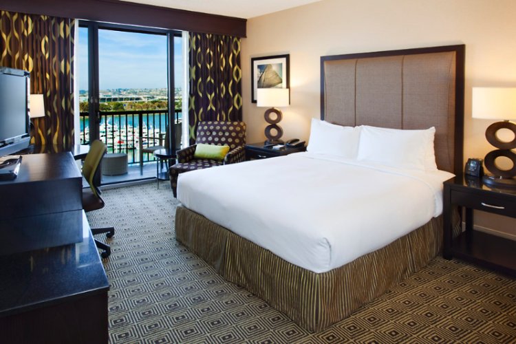 Hilton San Diego Airport - 