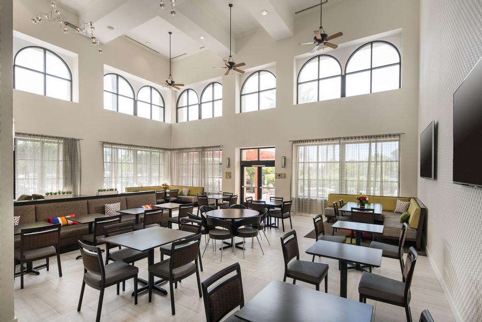 Homewood Suites by Hilton - Dinning Area