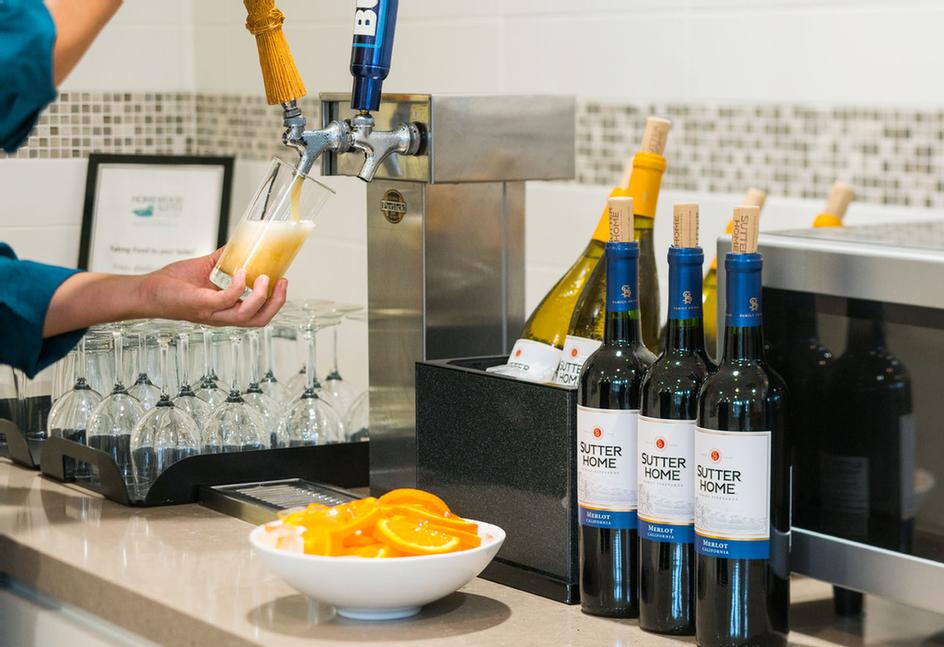 Homewood Suites by Hilton - Enjoy Dinner With A Soft Drink Beer Or Wine