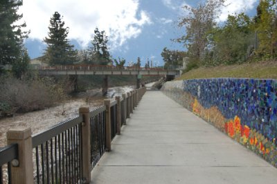 Courtyard by Marriott Santa Rosa - Jogging Trail Next To Hotel