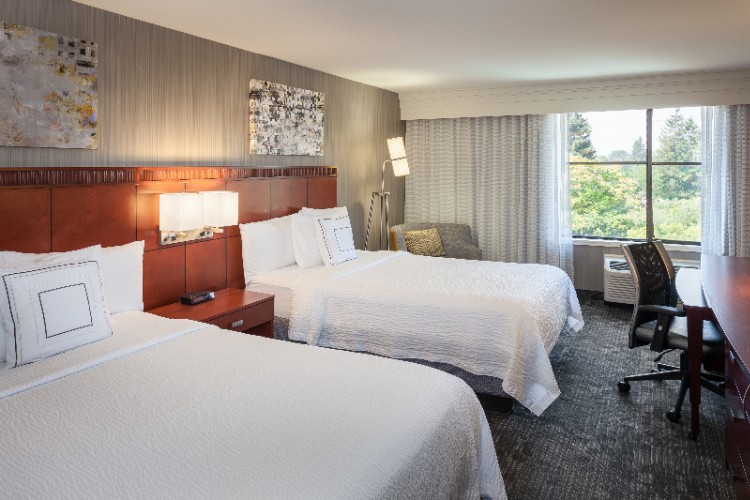 Courtyard by Marriott Santa Rosa - King Room