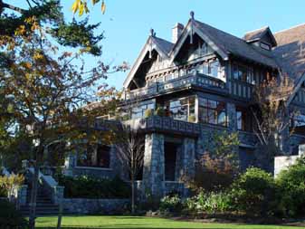 The English Inn & Resort - 