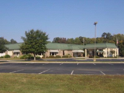 Econo Lodge - 