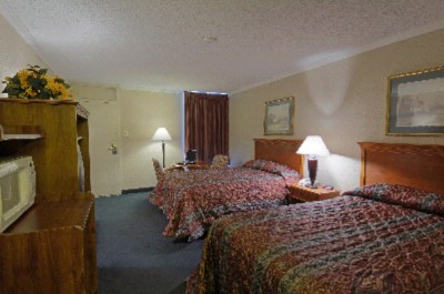 Econo Lodge - 