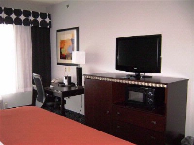 Holiday Inn Express Royse City Rockwall - 32