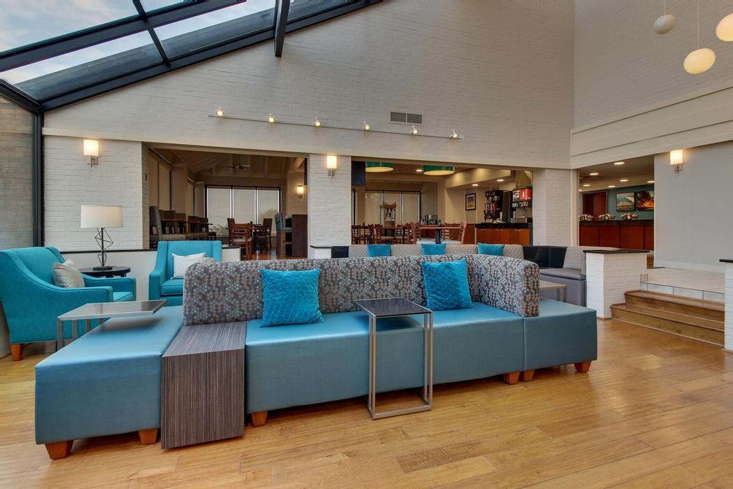 Pear Tree Inn Airport St. Louis - King