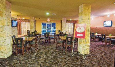 Comfort Suites - 