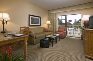 Pacifica Suites - Deluxe Poolside Suite