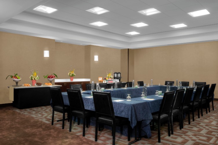 Doubletree Guest Suites Times Square - 