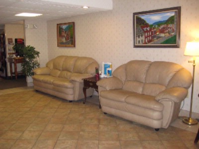 Comfort Inn Harpers Ferry - Guest Lobby 1