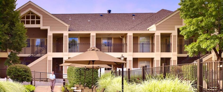 Staybridge Suites Princeton - Hotel Entrance