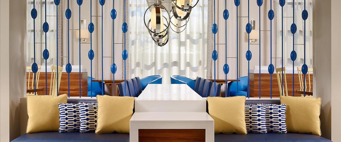 Staybridge Suites Princeton - Breakfast Area