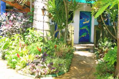 Garden Island Inn - 