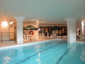 The International Hotel - Swimming Pool