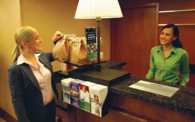 Hampton Inn & Suites Phoenix / Gilbert - Grab And Go Breakfast