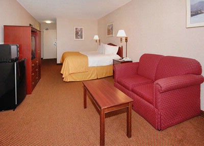 Clarion Hotel Seatac - 