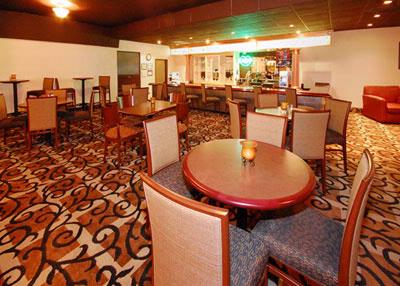 Clarion Hotel Seatac - 