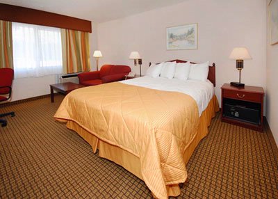 Clarion Hotel Seatac - 