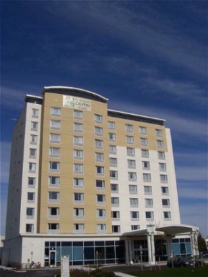Holiday Inn Express & Suites Toronto Markham - Exterior