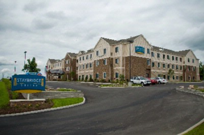 Staybridge Suites Buffalo / Airport - 