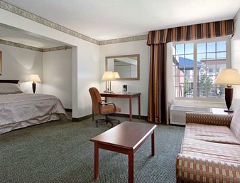 Baymont Inn & Suites - Suite
