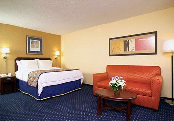 Courtyard by Marriott - 