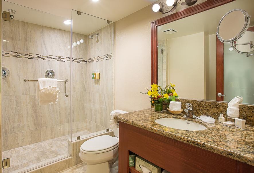 Coast Anabelle Hotel - Front Desk