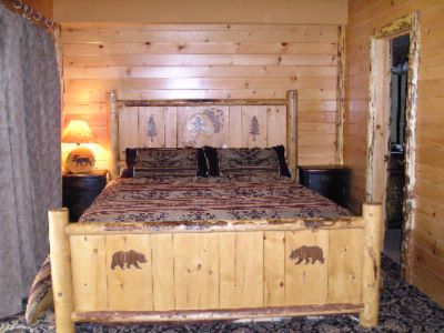 Snow Summit Townhouse Rentals & Sales - Master Bedroom Specialty Condo