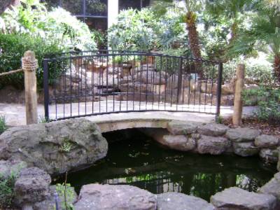 Crowne Plaza Houston - Exterior